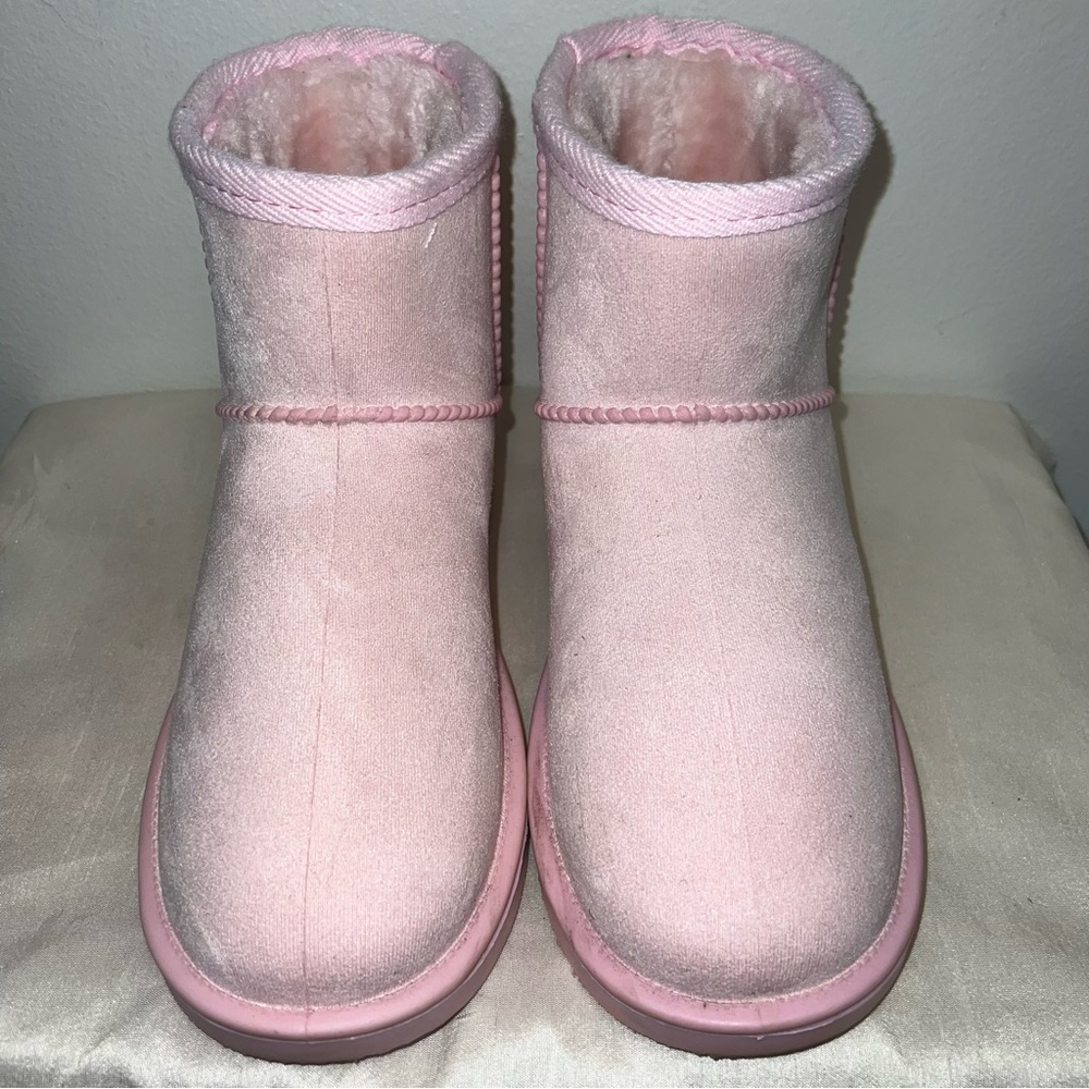 DKSUKO Womens Winter Suede Pink Faux Fur Lined Boots Sz 7 Only Worn A Few Times